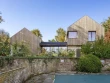 Cette maison familiale soigne son profil durable et son esprit artistique 