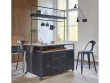 Un bar mobile de style industriel