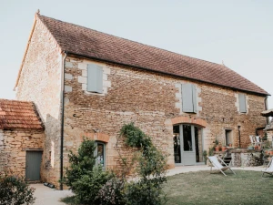 Renaissance d'un hameau abandonné dans le Périgord