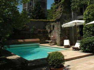 La piscine : un "plus" immobilier