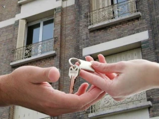 Un site d'échange de logements pour parents divorcés