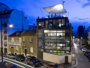 A Paris, une maison à la croisée des styles