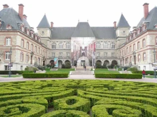 Des &oelig;uvres monumentales à la Cité internationale de Paris