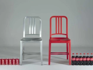 111 bouteilles pour une Navy Chair