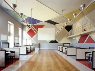 Mondrian : la théorie de la couleur pour structurer l'espace