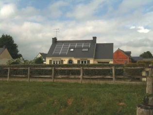 Un panneau solaire déclenche un incendie en Haute-Vienne