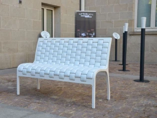 Du mobilier en céramique pour embellir nos villes