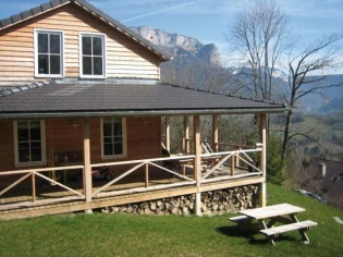 Une maison bois qui fait l'éloge de la sobriété