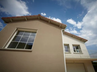 Une maison énergivore métamorphosée en logement BBC