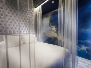 Un hôtel céleste pour dormir comme un ange