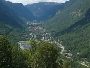 Des miroirs géants pour sortir de l'ombre de la montagne