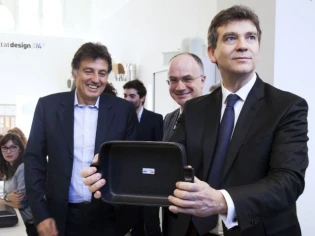 Arnaud Montebourg défend le design français chez Habitat