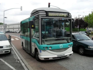 Des tramways électriques... sans fil et sans rail