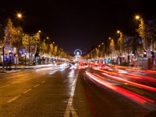 Illuminations Noël 2014 : vitrines et villes sur leur 31