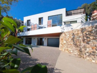 Maison d'architecte : Une villa dans les arbres... en ville