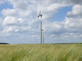 Le Sénat veut éloigner les éoliennes des maisons