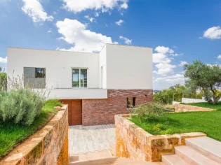 Une villa minérale au coeur de la nature sicilienne