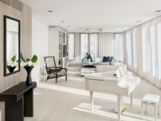 Deux appartements réunis en un penthouse familial et lumineux