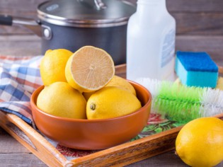 Ménage de printemps : 10 conseils pour nettoyer sa maison au naturel