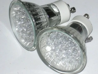 Zoom sur les LED : quels avantages, quels inconvénients ?