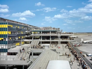 L'aéroport d'Orly, emblème moderne des sixties