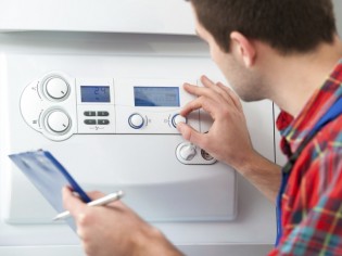 Pompe à chaleur : une maintenance désormais obligatoire tous les 2 ans