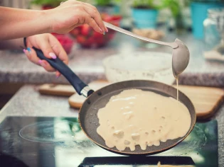 Sauteuse, wok, crêpière : comment bien choisir sa poêle ?