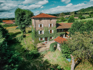 Fresques pop et colorées pour cette maison du 17e siècle