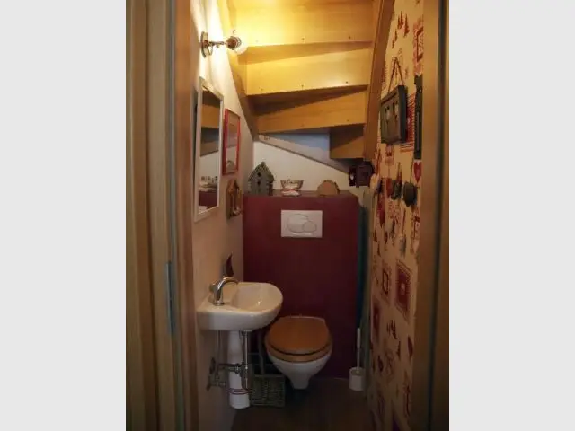 toilettes maison carole