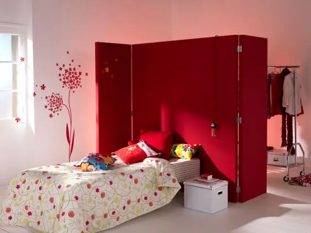 v33 peinture murale rouge chambre