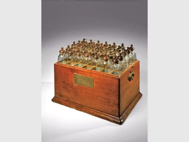 batterie de bouteilles de Leyde franklin