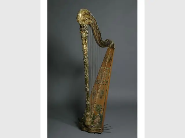 harpe de Marie Antoinette