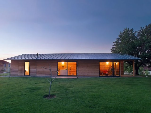 Maison à Montanay (Rhône) - Maison tectoniques