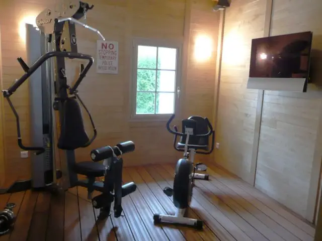 Salle de sport - reportage piscine intérieure - Christelle Brosset - Provins