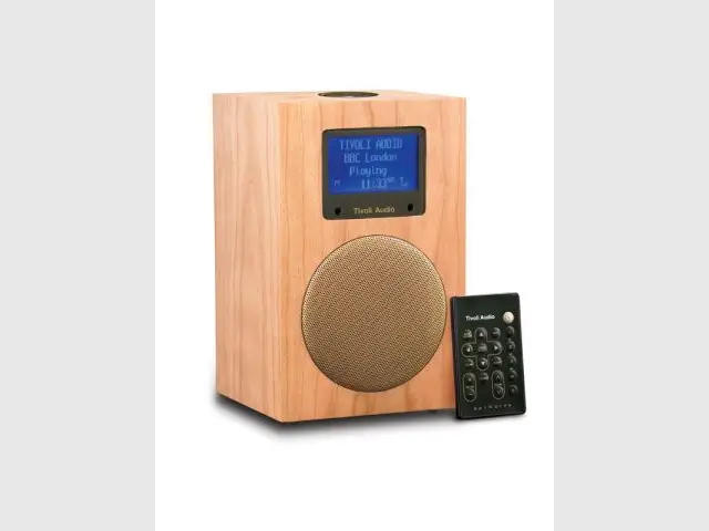 Radio en bois - Noël high tech