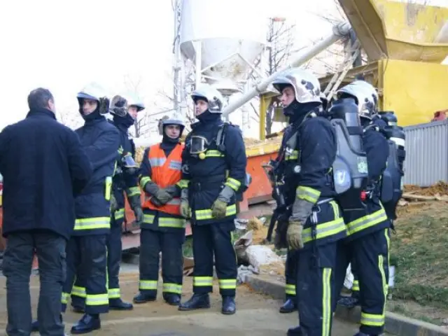 Les pompiers dans l'attente - incendie