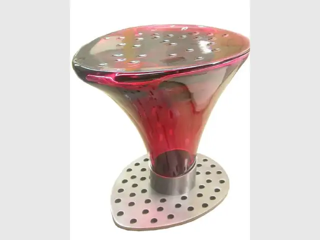 Le tabouret rose du designer Frans Van Praet