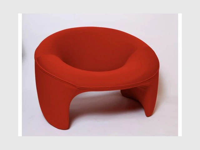 Puces du design / Fauteuil Montréal, Olivier Mourgue, 1967