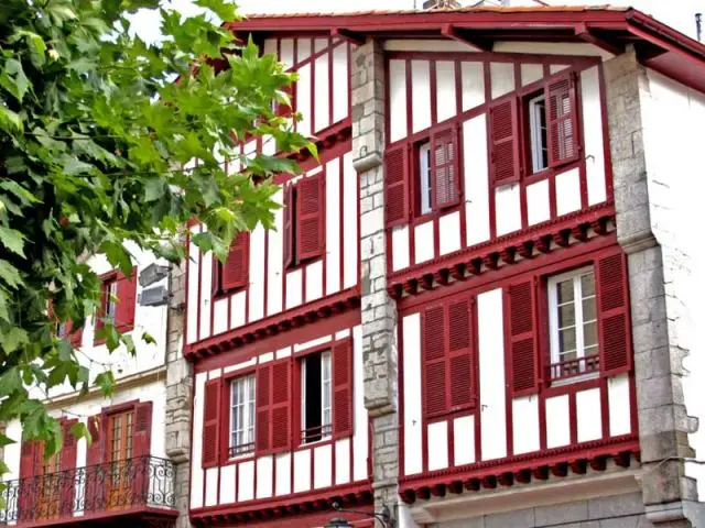 maison basque