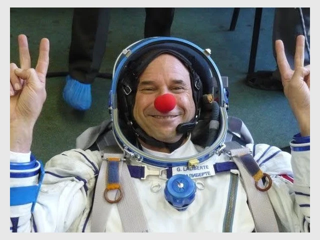 clown dans l'espace