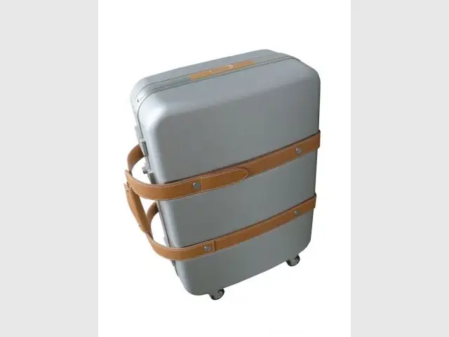 Orion, valise cabine à roulettes - Sélection Observeur Design 10