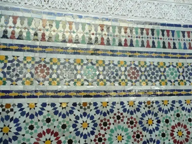 Mur de mosaïque - mosquée