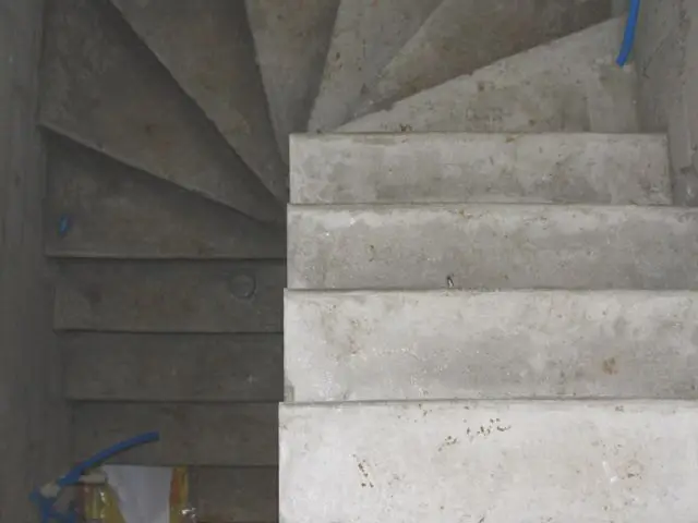 escalier béton