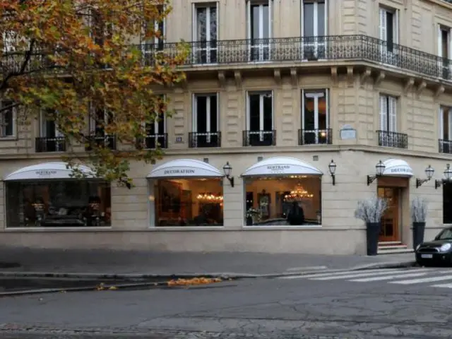 Extérieur - boutique Bertrand Prestige