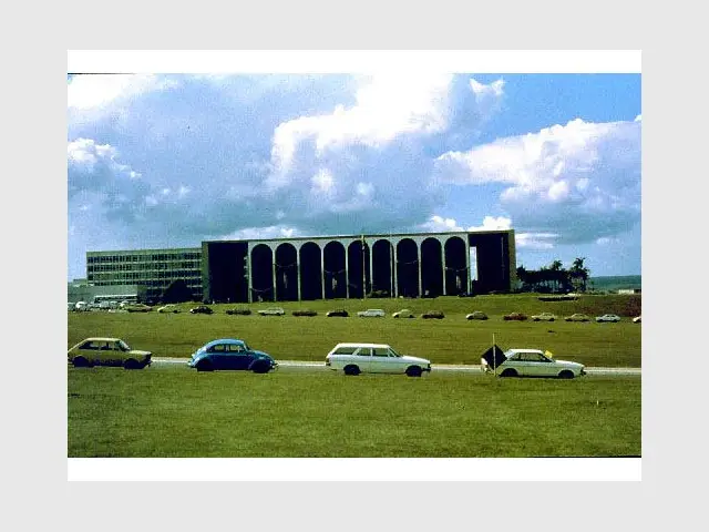 Promesse de renouveau - Brasilia - Acervo do MRE