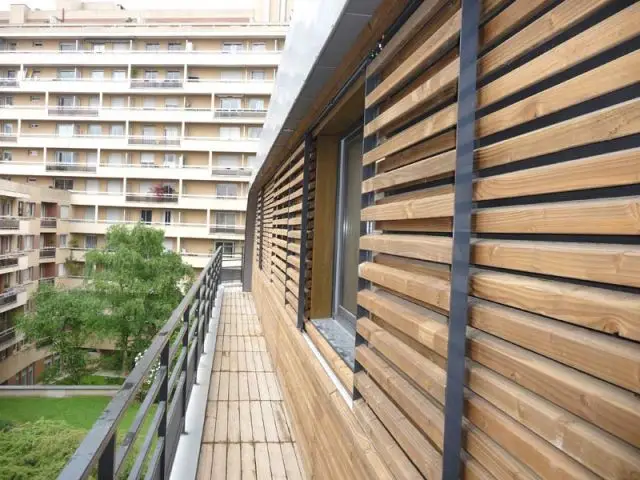 En bois - maison sur toit paris