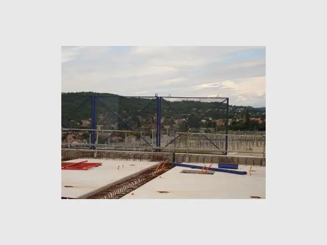 Le viaduc a été conçu pour résister à une accélération sismique de l'ordre de 1m/s2 - viaduc cotiere près de lyon