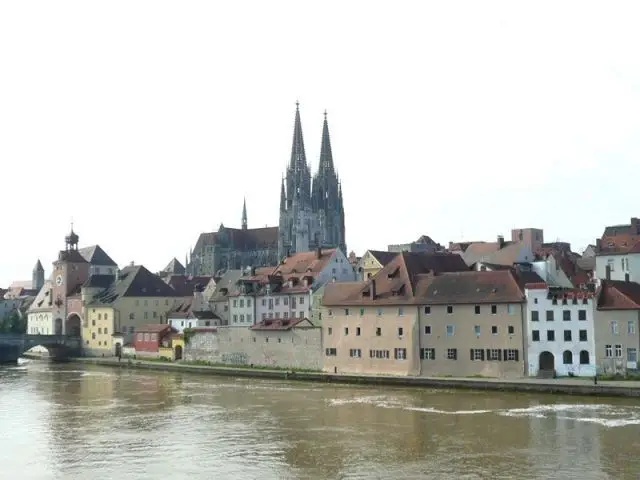 Panorama de la ville de Ratisbonne - ratisbonne