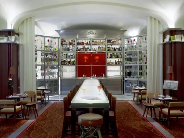 Le Bar Long - Royal Monceau 2010