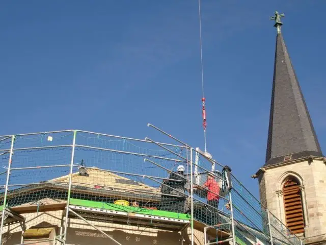 Avant les travaux des tuiles photovoltaïques - eglise photovoltaique